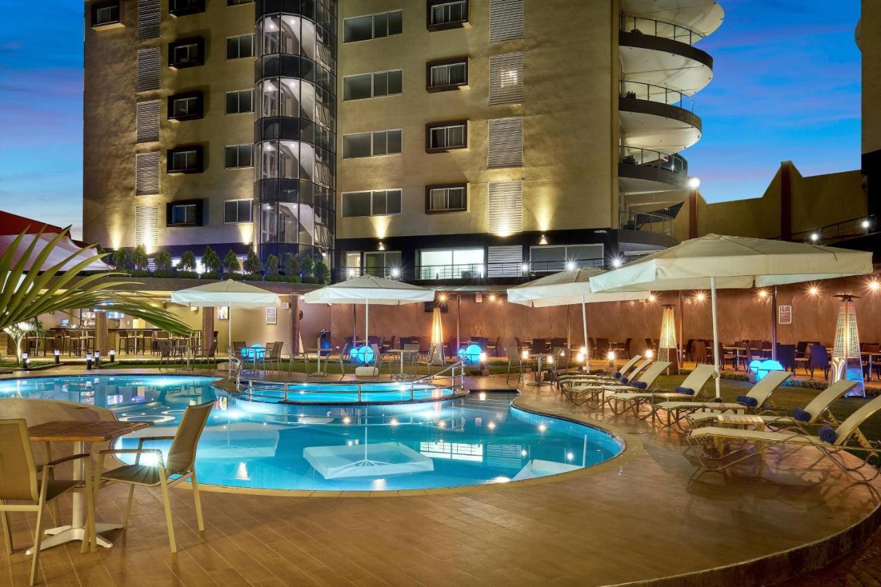 Protea Hotel By Marriott Kampala Skyz Exteriér fotografie